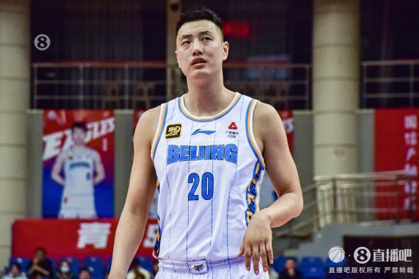 ：北京首钢将与翟晓川签订为期两年的老将合同