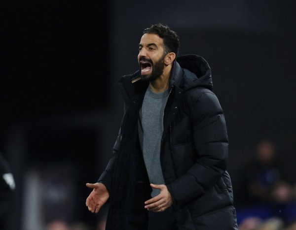 阿莫林谈球员支持: 我在训练中感受到了, 但必须在场上也展示出来