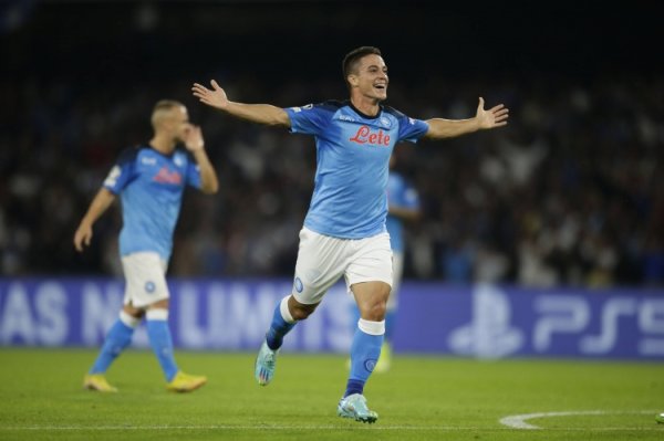 迪马济奥：马竞在与那不勒斯谈拉斯帕多里，进展缓慢但稳步推进