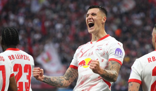 麻了…天空：纽卡穷其所有签塞斯科&报价高于曼联，但他想去曼联