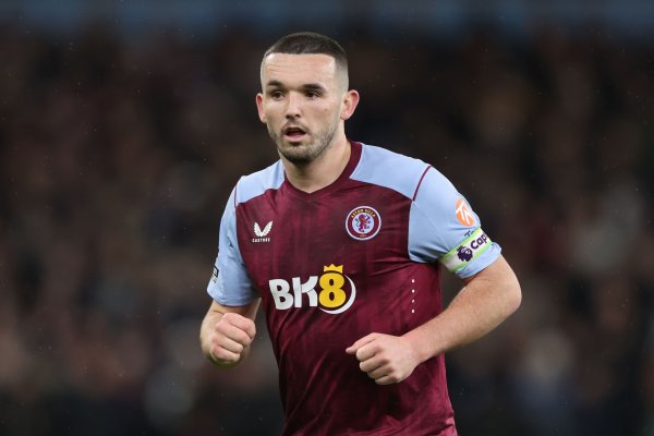 记者：维拉拒绝了埃弗顿1800万镑报价麦金，视球员为非卖品