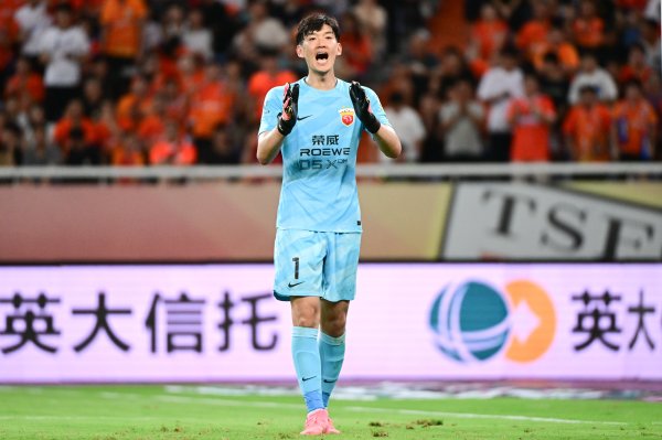 颜骏凌：有4支球队都有夺魁  希望，这样的中超才有意思