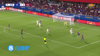 连进两球！费尔明摆腿兜射死角破门，巴萨2-0领跑  科莫