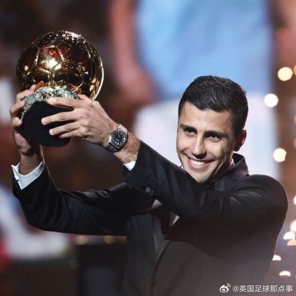 一年前的今天，罗德里成为金球奖得主🥹🏆🩵 ​​​
