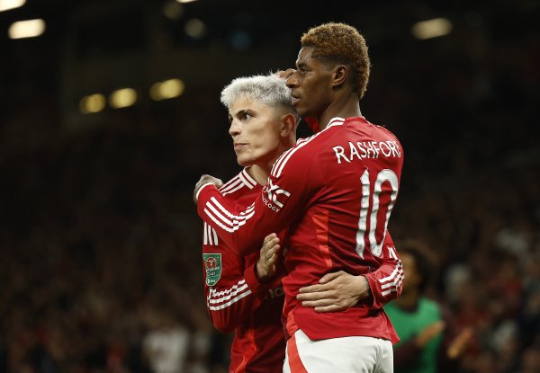 西蒙-乔丹：加纳乔是个小混蛋，一旦有合适报价他应被踢出曼联