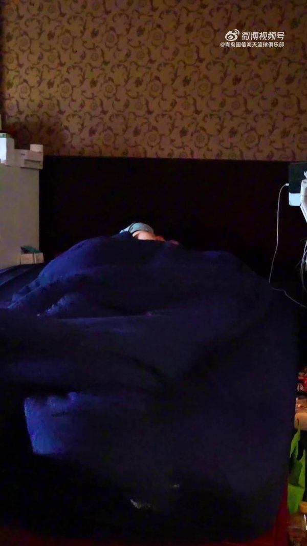 🏀跟拍丛睿言！U19小将的一天藏着多少拼劲？少年继续助威