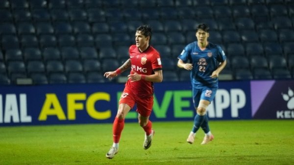 2025/2026亚冠精英联赛第4轮，武里南联2比0上海海港