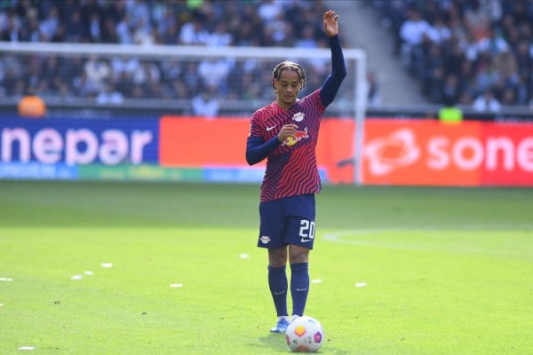 罗马诺：恩昆库离队对切尔西引进哈维-西蒙斯至关重要