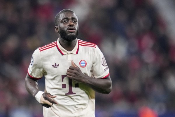 记者：于帕梅卡诺目前年薪达1600万欧，若续约就是这个数字＋奖金