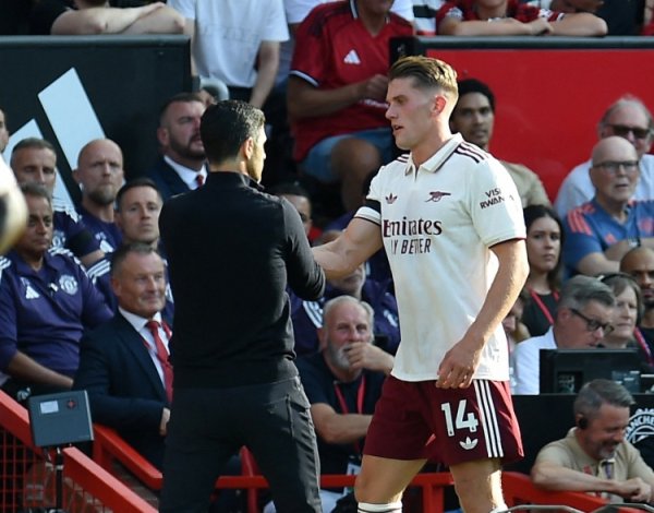 塔帅：约克雷斯此前只是缺少得分  ，他的逼抢和盘带都非常出色